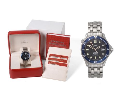 A Stainless Steel Automatic Calendar Centre Seconds Wristwatch, signed Omega, Professional Chronometer 300m/1000ft, model: Se