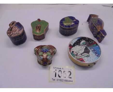 Five Chinese Cloissonne enamel pill boxes and a handbag mirror.