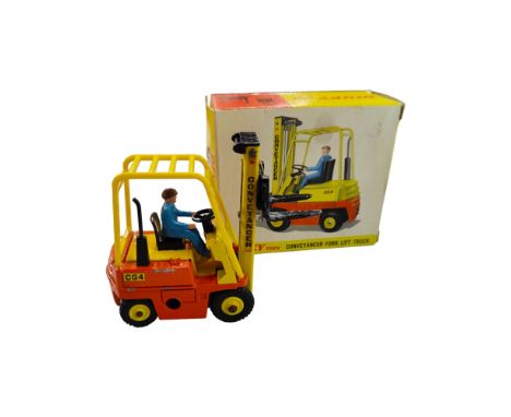 BOXED DINKY MODEL 404, CONVEYANCER FORK LIFT TRUCK WITH PALLET, YELLOW/RED 