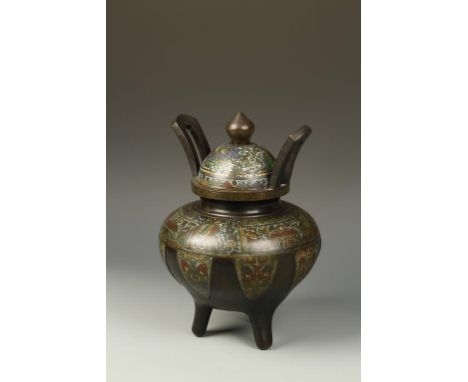 A CHINESE BRONZE AND CHAMPLEVE TRIPOD CENSER with flared handles, Qing, 18th/19thC, 12.5" high