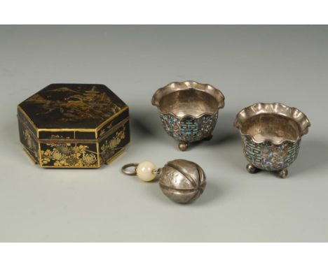 A JAPANESE KOMAI STYLE HEXAGONAL BOX, 3" across; a pair of Chinese silver and enamel miniature bowls and a rattle (4)