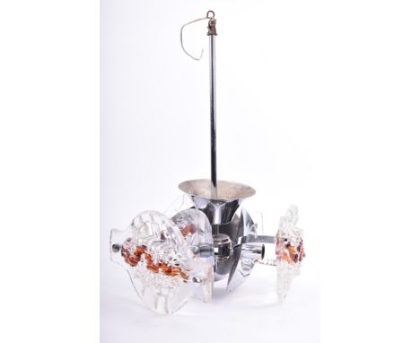 Toni Zuccheri for VeArt - A retro mid 20th century Italian designer space age hanging ceiling light chandelier. The light hav