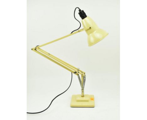 Herbert Terry - Model 1227 - A 20th century pre-war Anglepoise table / desk lamp light in cream colourway having a conical sh