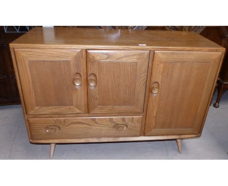 An Ercol elm sideboard, 45"