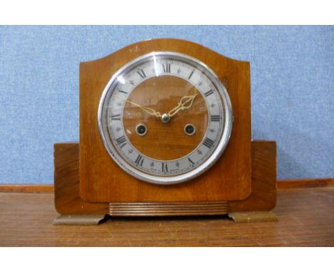 An Art Deco Smiths walnut mantel clock 