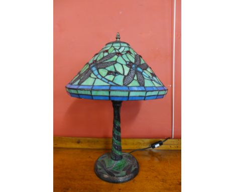 A Tiffany style table lamp 