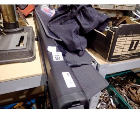 Retractable Ford parcel shelf 2021. Not available for in-house P&amp;P 
