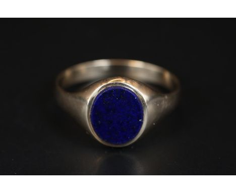 Large Gents 9ct Gold Bloodstone set signet ring Size Z ++. 3.9g total weight 
