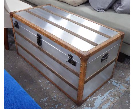 TRUNK, aviator style, 100cm x 51cm x 51cm.