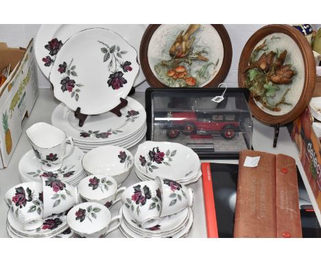 A GROUP OF CERAMICS AND MOTORING INTEREST to include two Capodimonte bird plaques depicting robins and sparrows diameter 26cm