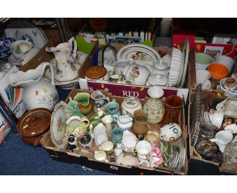 SIX BOXES AND LOOSE CERAMICS AND GLASS WARES, to include a mid-twentieth century Italian vase, a collection of blue and white