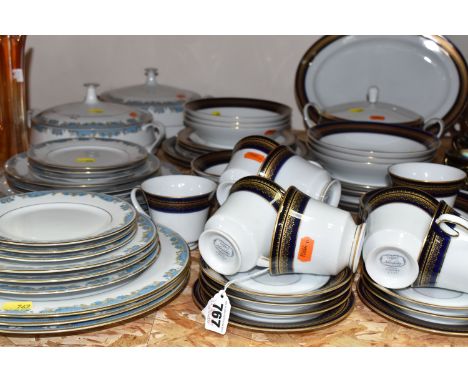 A GROUP OF NORITAKE 'LEGACY' AND 'CONTEMPORARY' TEA AND DINNERWARES comprising a large group of 'Legacy Vienna' tea and dinne