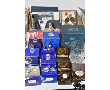A BOX AND LOOSE COLLECTABLE AND DECORATIVE ITEMS to include a small group of first day issues and an album of mostly continen