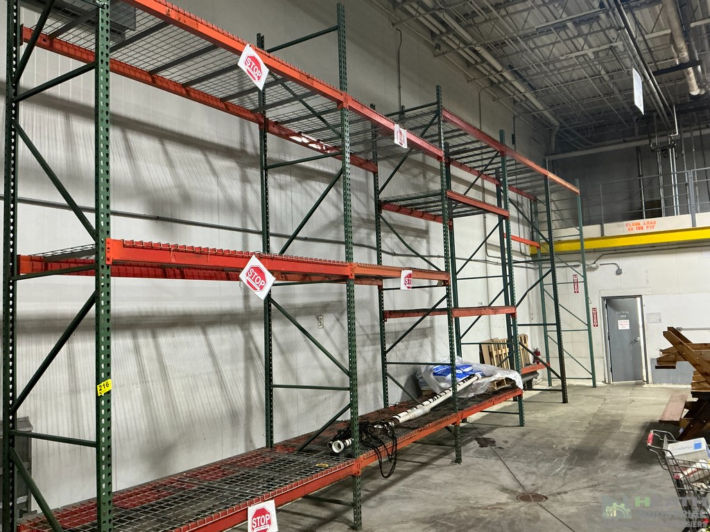 Lot 216