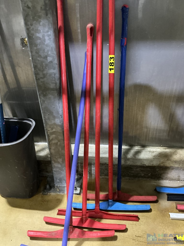 Lot 183