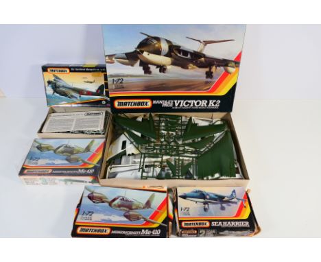 Matchbox - Five boxed Matchbox 1:72 scale plastic model aircraft kits. Lot consists of Matchbox PK-551 Victor K2; #40116 DH M