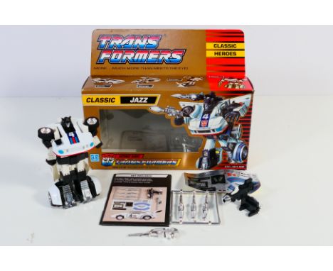 Transformers - Hasbro - A boxed 1989 dated Classic Heroes Autobot Agent Jazz # 5757. The model appears in Very Good condition