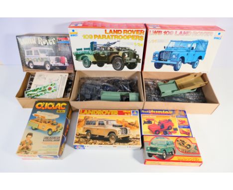 Italeri - Revell - Esci - Monogram - Others - Seven boxed plastic Land Rover model kits in various scales. Lot includes Itale