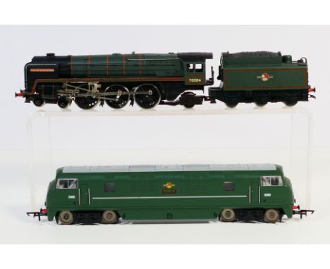 Hornby - 2 x unboxed OO gauge locomotives, a Class 42 Warship Diesel named Benbow # D805 # R3491 and a Britannia Class 4-6-2 