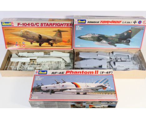 Revell - Three boxed Revell 1:32 scale plastic military aircraft model kits. Lot consists of Revell #4760 Panavia Tornado; #4