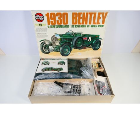 Airfix - A boxed 1975 Airfix #20440-8 1:12 scale 1930 Bentley 4½ litre Supercharged plastic model kit. The kit appears to hav