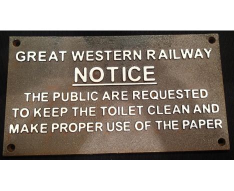 A modern novelty cast iron Great Western Railway plaque, 30 x 16 cm. P&amp;P Group 2 (£18+VAT for the first lot and £3+VAT fo
