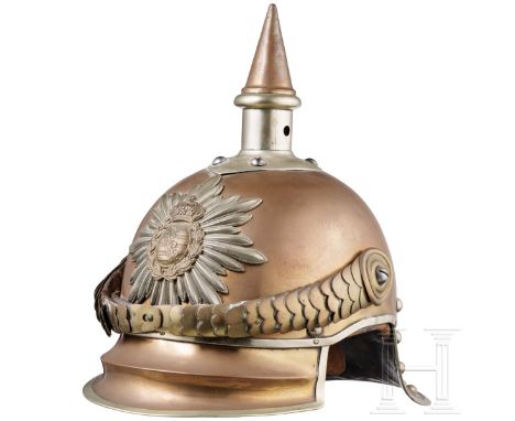 Helm M 1876 für Mannschaften des Garde-Reiter-Regiments oder der Karabiniers Tombakglocke mit gegratetem Hinterhaupt (Lötspur