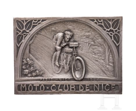 Erinnerungs- oder Siegerplakette des Moto-Club de Nice, datiert 1924 Rechteckige, in Bronze gefertigte, versilberte Plakette 