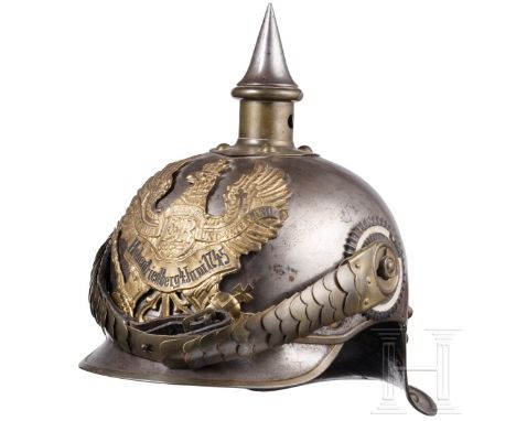 Helm M 1889 für Mannschaften im Kürassier-Regiment "Königin" (Pommersches) Nr. 2, um 1900 Stahlglocke (kleine Dellen, Rostspu