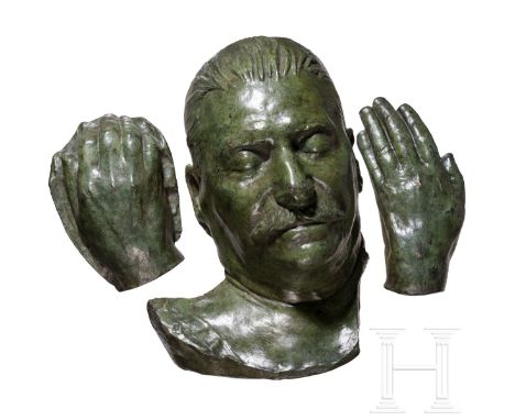 Josef Stalin (1878 - 1953) - bedeutende Totenmaske und zwei Handabdrücke des Diktators, Sowjetunion, datiert 1953 Handabdrück