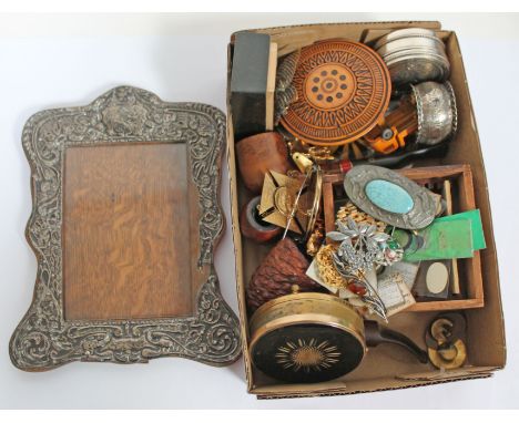 A mixed lot to include a hallmarked silver photo frame, microscope slides, costume jewellery, vintage pipes and other collect