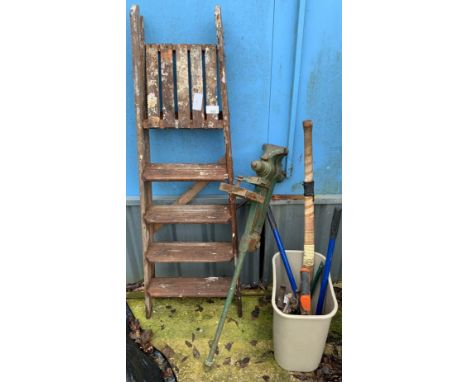 WOODEN STEP LADDER, LARGE VICE &amp; OTHER TOOLS