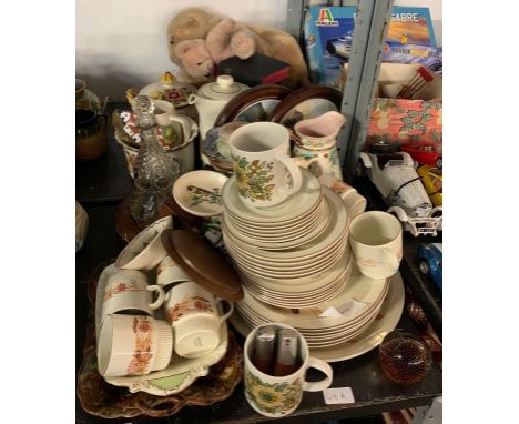 POOLE POTTERY PART TEA/DINNER SERVICE, CERAMICS, GLASS ETC