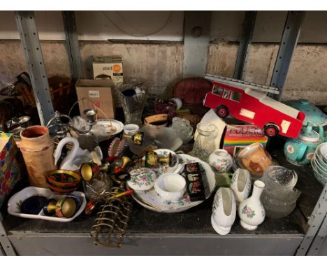 A QUANTITY OF AYNSLEY 'PEMBROKE' PATTERN CHINA, OTHER CERAMICS, GLASSWARE &amp; SMALL WOODEN FIRE ENGINE 