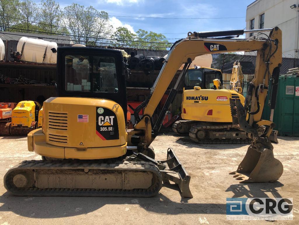 2017 CAT 305.5E2 Mini Excavator Hydraulic Thumb, Quick Coupler