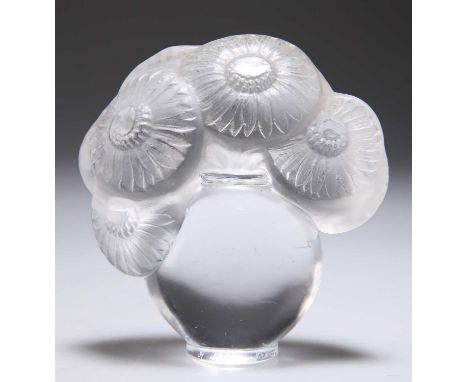 RENÉ LALIQUE (FRENCH, 1860-1945), A SOUCIS CACHET / SEAL, 231, CIRCA 1931 press-moulded clear glass, frosted and polished, et