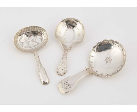 Three Georgian period silver tea caddy spoons, one with shaped circular bowl by EF, 9.2cm, and two others (3)
