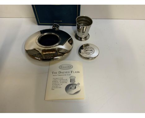 Boxed Daley Flask with Telescopic Cup 