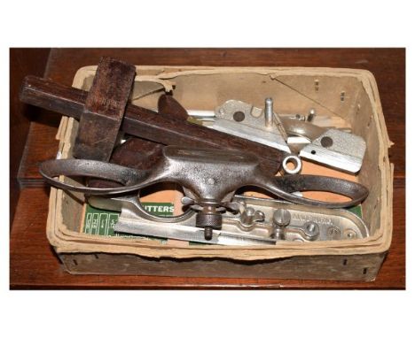 Small selection of woodworking tools to include; marking gauge, box of Stanley plane cutters No.50, etc  