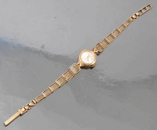 ladies 9ct gold rotary bracelet watch