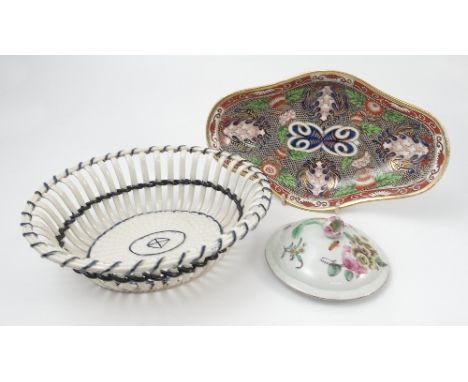 A 19th century Wedgwood oval chestnut basket, with basket weave base, decorated with blue strands, maximum diameter 8.5ins, t