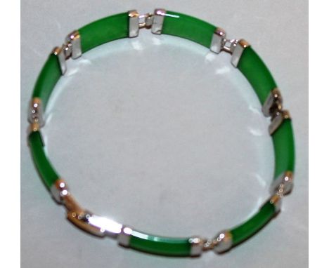A JADE BRACELET. 