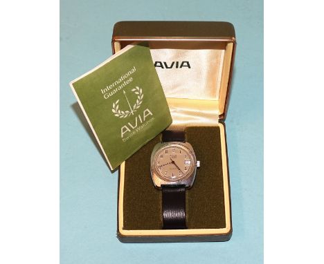 A gentleman's Avia-Matic Incabloc wrist watch, the silvered dial with Arabic numerals, date aperture, centre sweep seconds, i