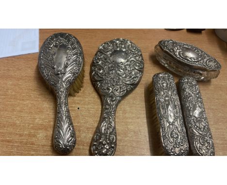  Sale Item:    5 PCE SILVER DRESSING TABLE SET- NOT MATCHING (AF)  Vat Status:   No Vat   Buyers Premium:  This lot is subjec
