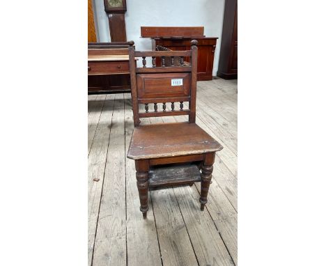  Sale Item:    FOLDING LIBRARY CHAIR / STEPS (AF)  Vat Status:   No Vat   Buyers Premium:  This lot is subject to a Buyers Pr