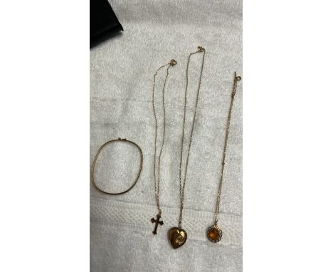  Sale Item:    9CT GOLD LOCKET CRUCIFIX &amp; CHAIN BANGLE &amp; TOPAZ PENDANT &amp; CHAIN  Vat Status:   No Vat   Buyers Pre