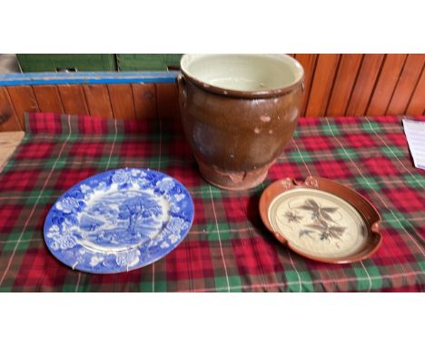  Sale Item:    BLUE &amp; WHITE PLATE, HANGING PLATE &amp; SALT JAR  Vat Status:   No Vat   Buyers Premium:  This lot is subj