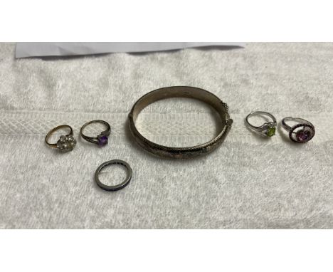  Sale Item:    x 4 SILV ER DRESS RINGS, SILVER BRACELET &amp; ETERNITY RING  Vat Status:   No Vat   Buyers Premium:  This lot