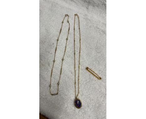  Sale Item:    BOX 3 PCS JEWELLERY- MOSTLY 9 CT GOLD  Vat Status:   No Vat   Buyers Premium:  This lot is subject to a Buyers