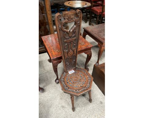  Sale Item:    SPINNING STOOL (AF)   Vat Status:   No Vat   Buyers Premium:  This lot is subject to a Buyers Premium of 17.5%